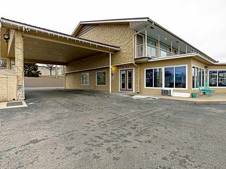 OYO Hotel Branson MO-165