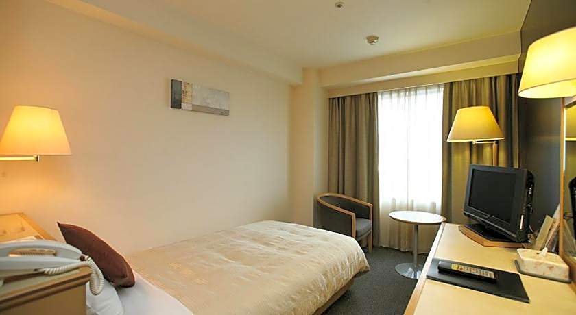 Cypress Garden Hotel