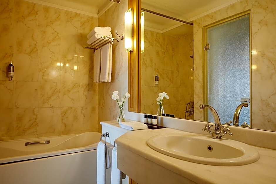 GHotels Athos Palace