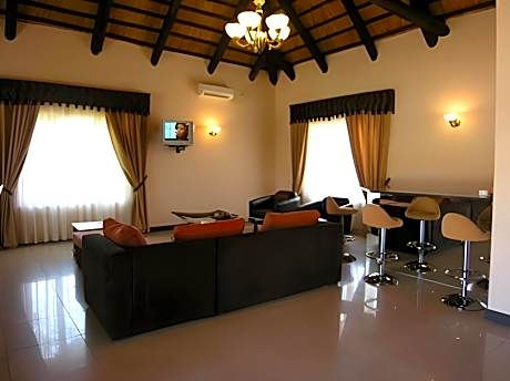 Chrismar Hotel