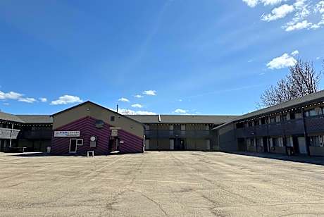 Travelodge by Wyndam Chetwynd