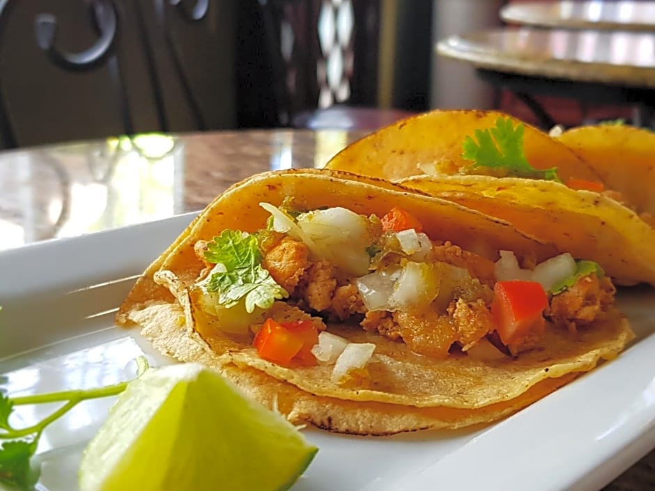 Radisson Fort George Hotel And Marina