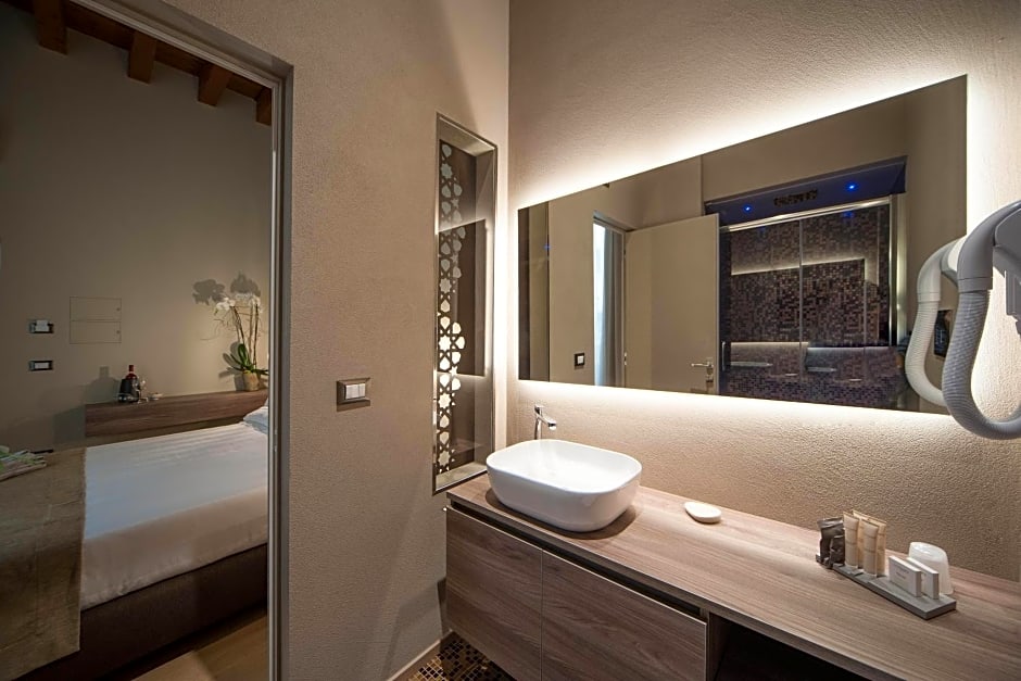 Antica Dimora Luxury Rooms