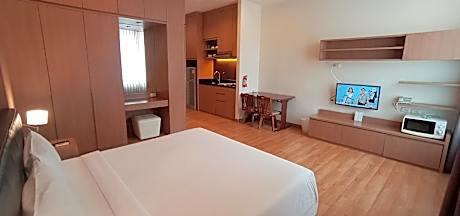 Studio Suite 1 King Non-Smoking