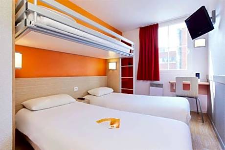 Standard Plus Room - 3 Single Beds