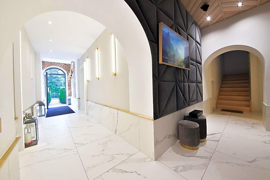 Villa 33