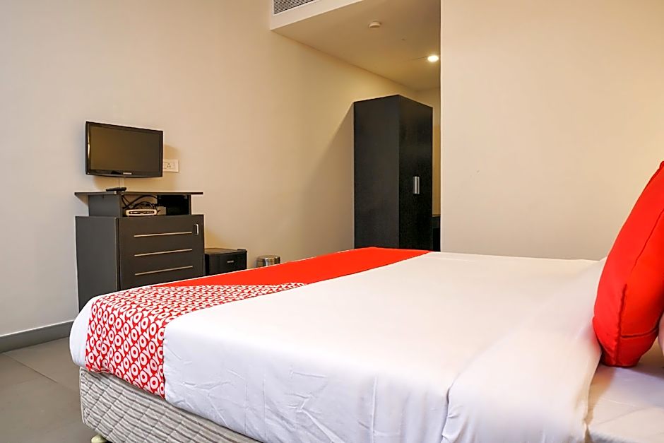 Super Townhouse Mookkannoor Tourist Home