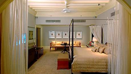 Tata Suite