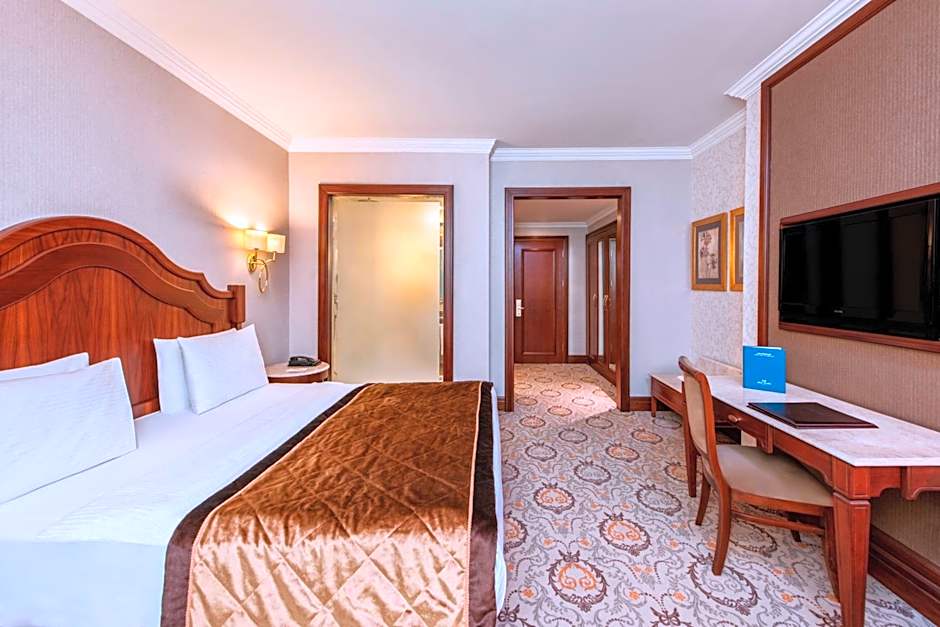 Elite World Van Hotel