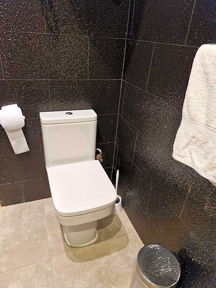 Chill 12 Guest House