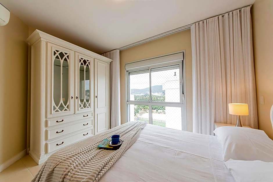 Apto moderno com piscina e academia QN1439