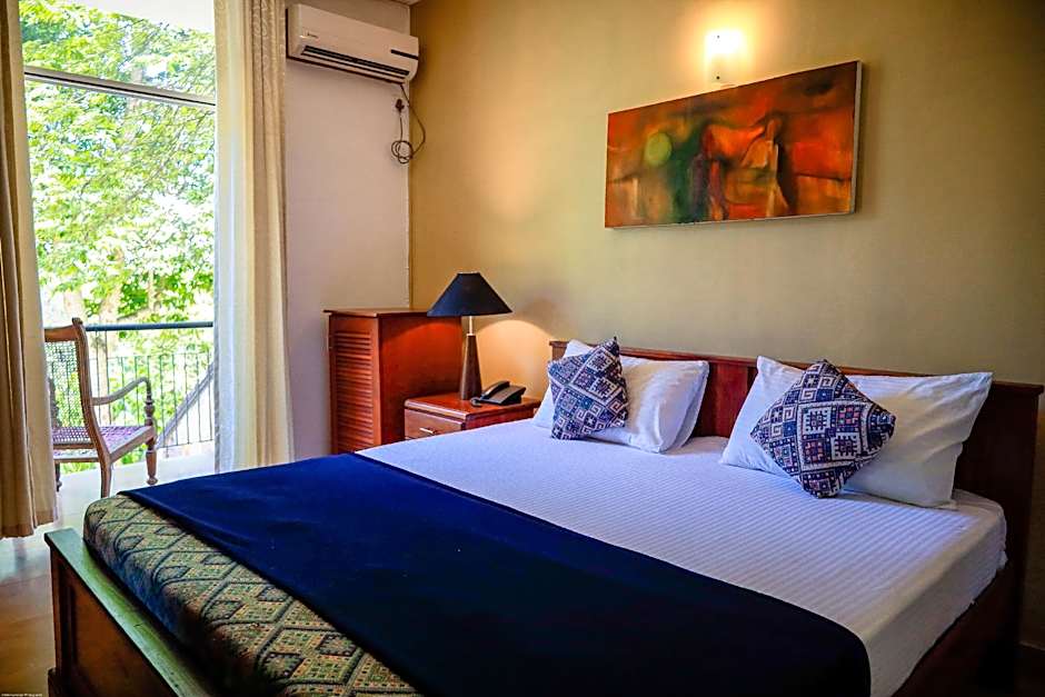 Funk Bunk Inn - Bed & Breakfast