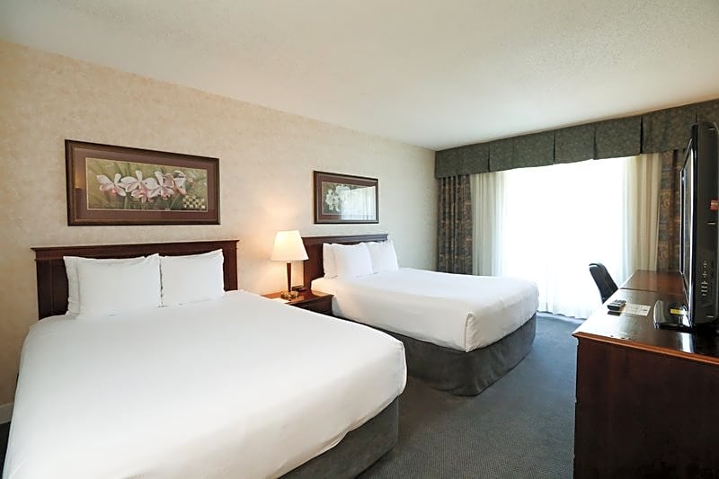 Atrium Hotel Vancouver