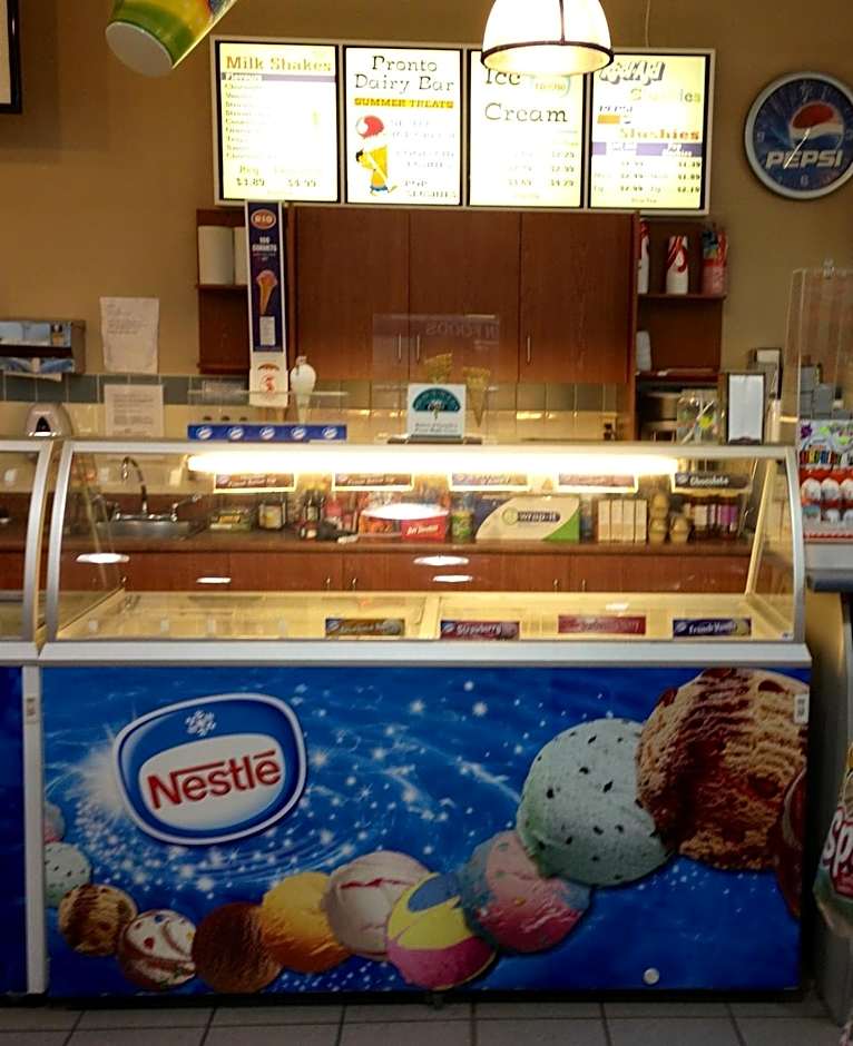 Petawawa River Inn & Suites