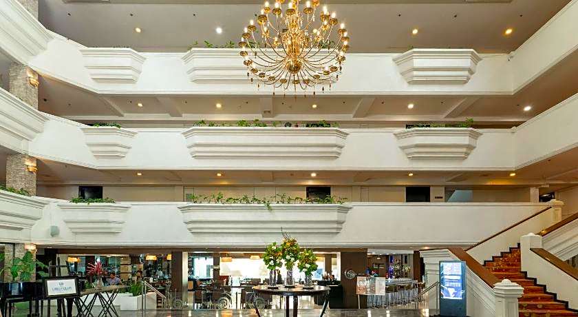 L'fisher Hotel