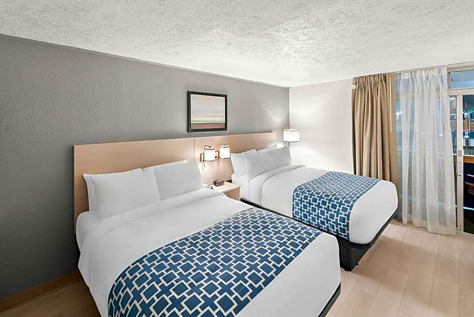 Suburban Studios, Kearney