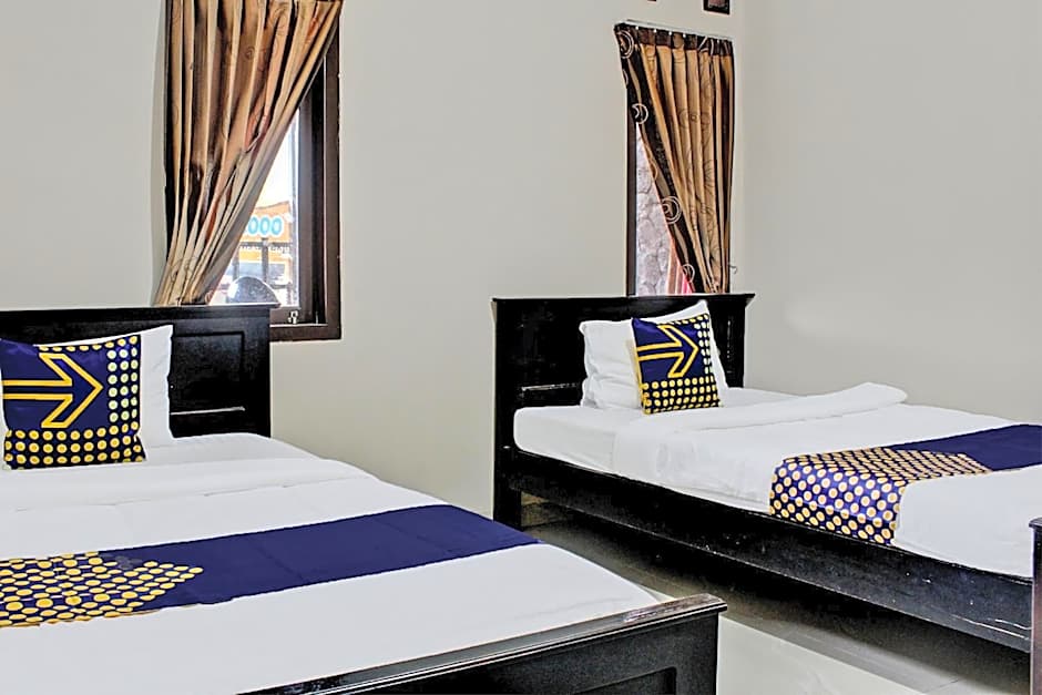 OYO Life 92509 Maulana Guest House Simpur