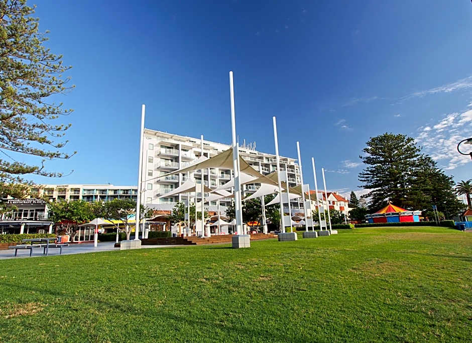 Oaks The Entrance Waterfront Suites
