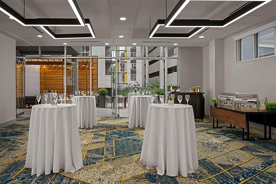 Homewood Suites by Hilton Charlotte Uptown First Ward