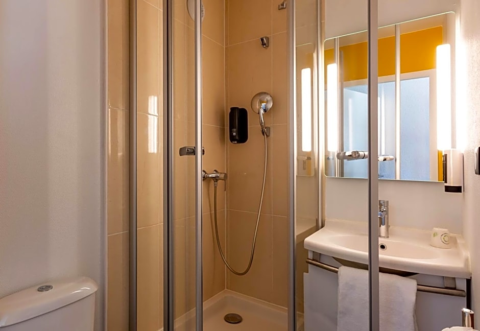 B&B HOTEL Grenoble Centre Verlaine
