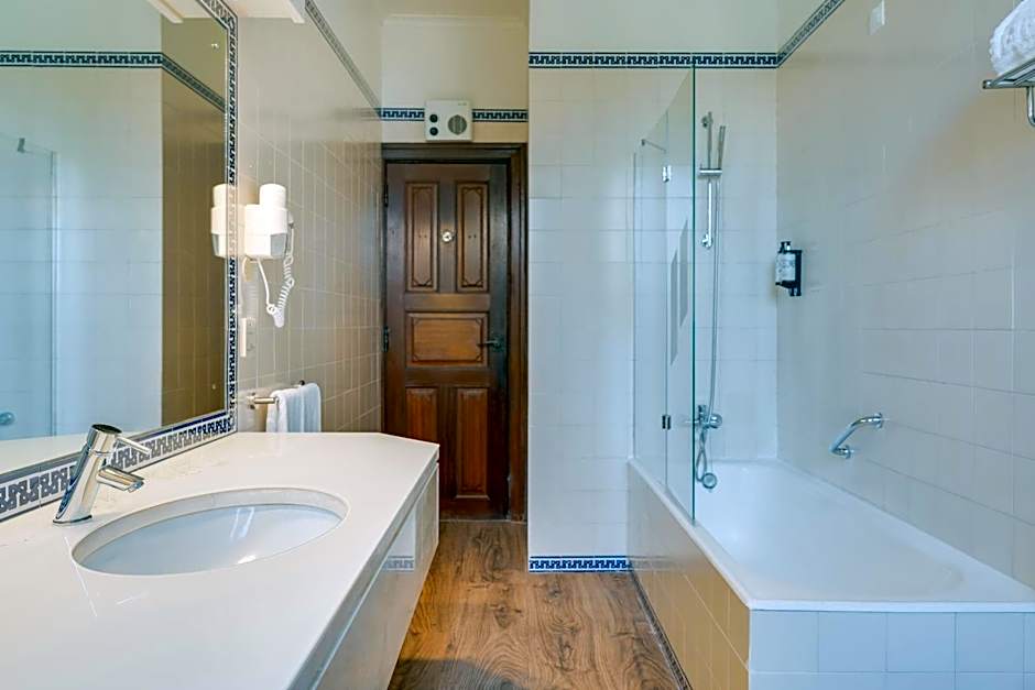 Pousada Castelo de Palmela - Historic Hotel