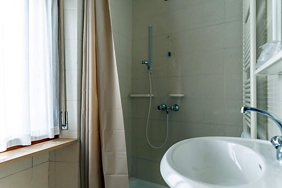 Hotel casa del pellegrino - Castelmonte