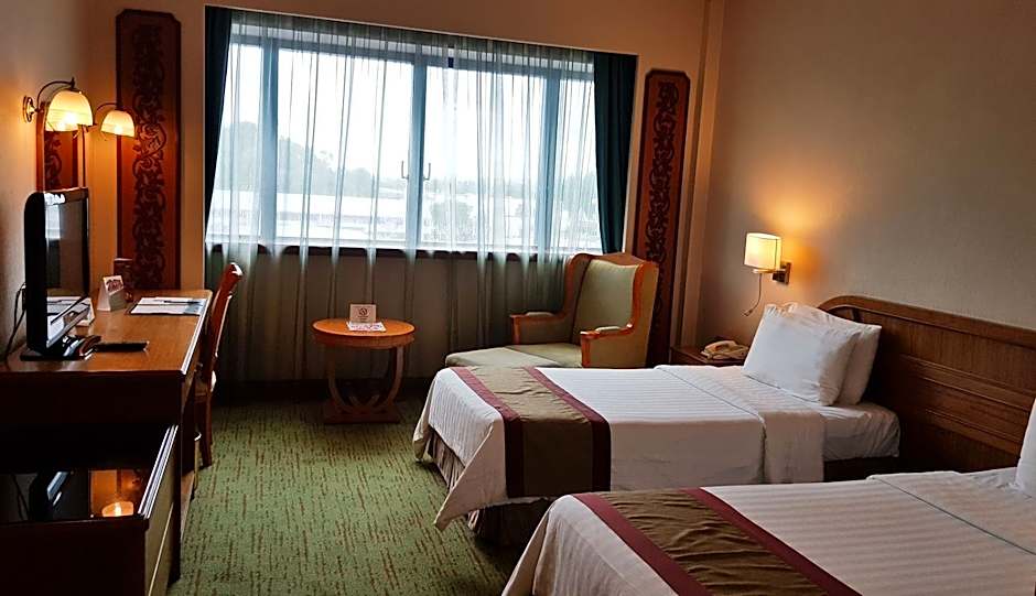 The Centrepoint Hotel
