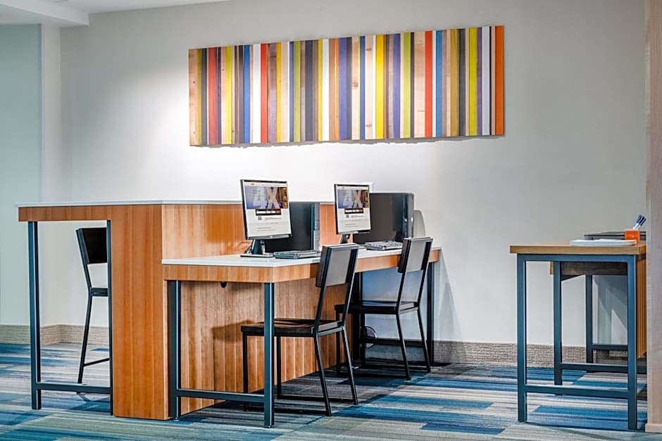 Holiday Inn Express Hotel & Suites Tappahannock By IHG