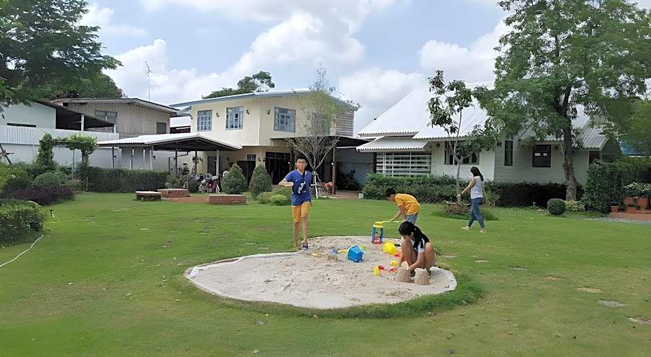 Baan Suan Krung Kao