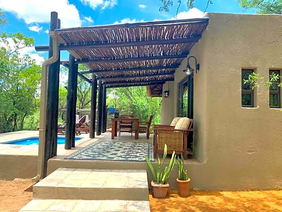 iKhaya LamaDube Game Lodge