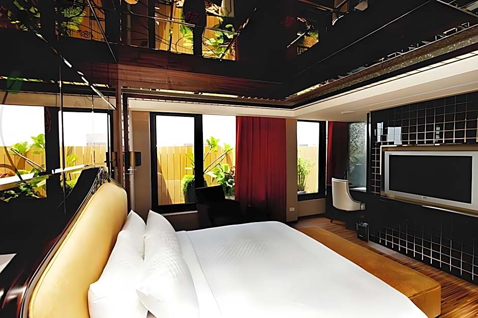 Royal Group Hotel Chun Shan Branch