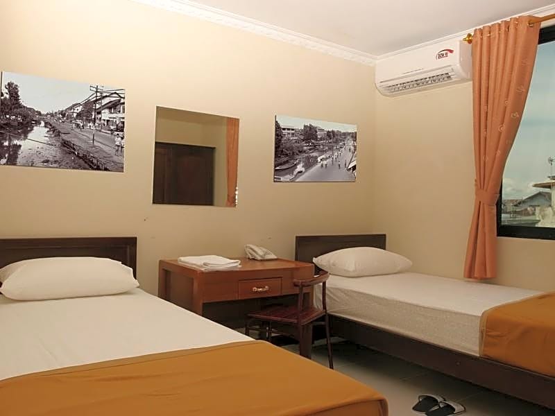 Hotel Aroma Inn Pontianak