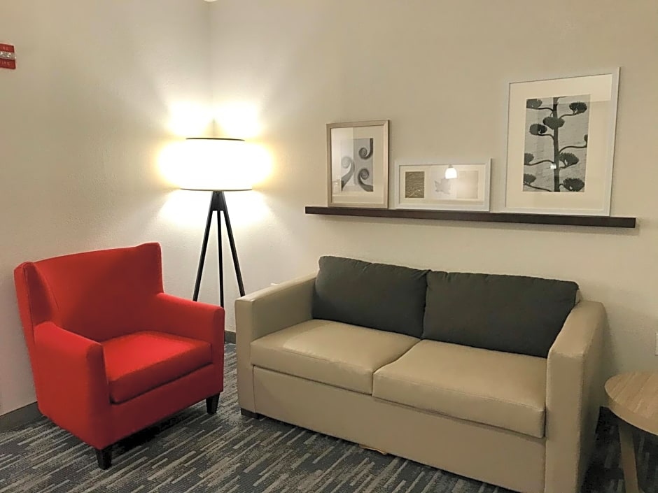 Country Inn & Suites by Radisson Lake George