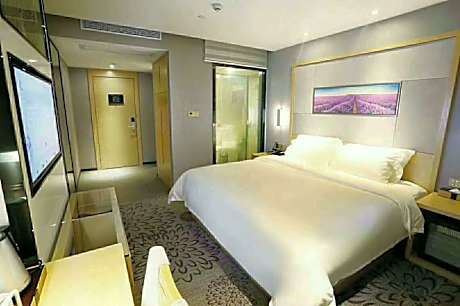 Superior Queen Nest without Window