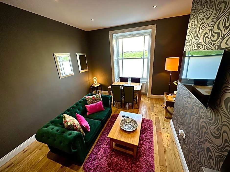 Halvard Apartments at Castletown