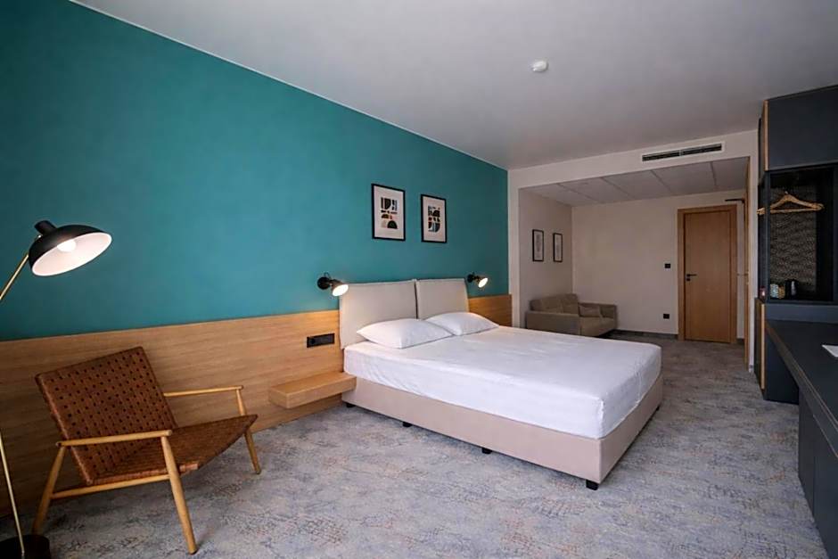 B1 Downtown Hotel