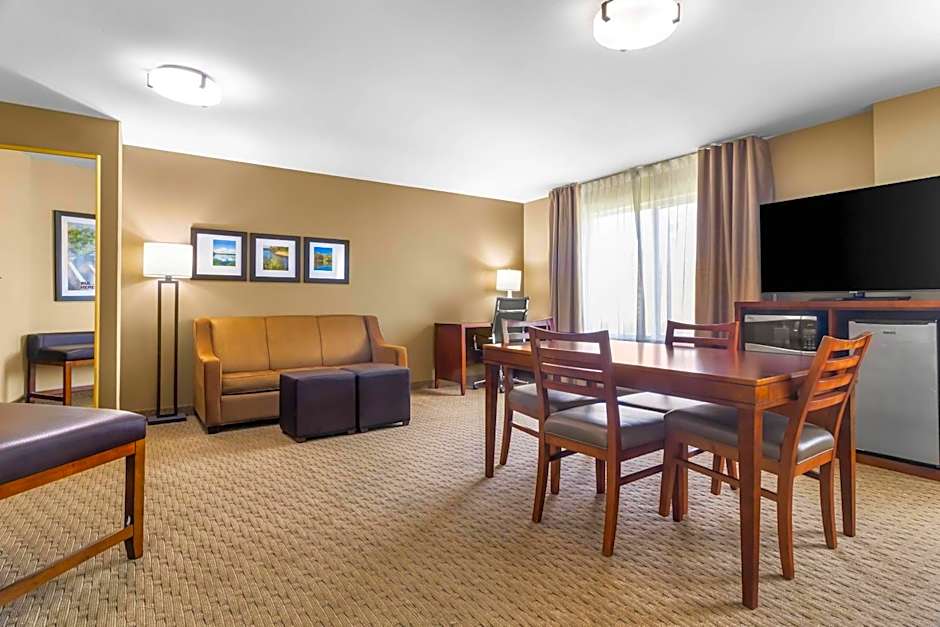 Comfort Suites Mount Vernon