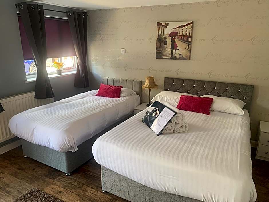 Stay and Relax at The Yew Tree