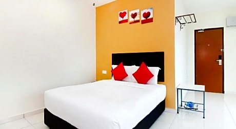 Central Hotel