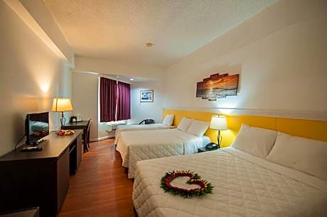 Triple Room with City View