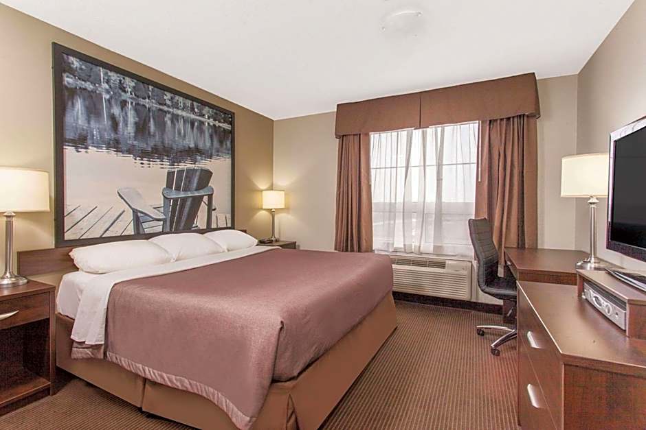 Super 8 by Wyndham Red Lake ON