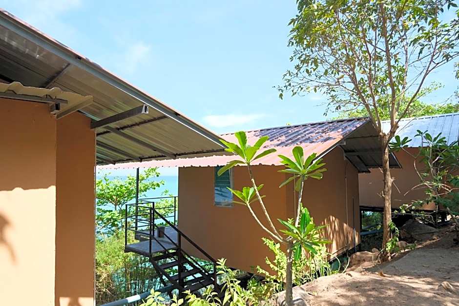 Phi Phi Seaside Bungalow