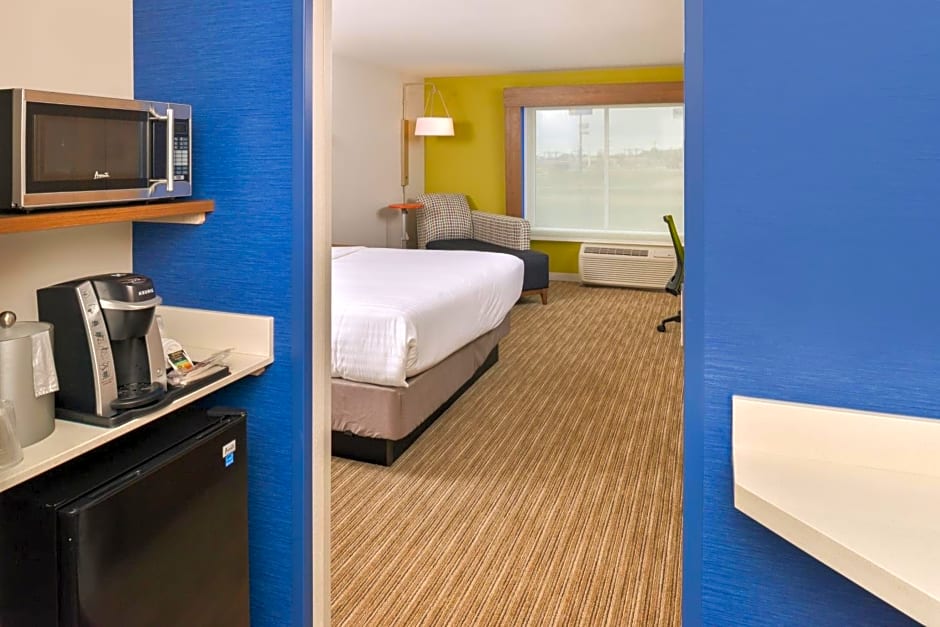 Holiday Inn Express & Suites - Ogallala
