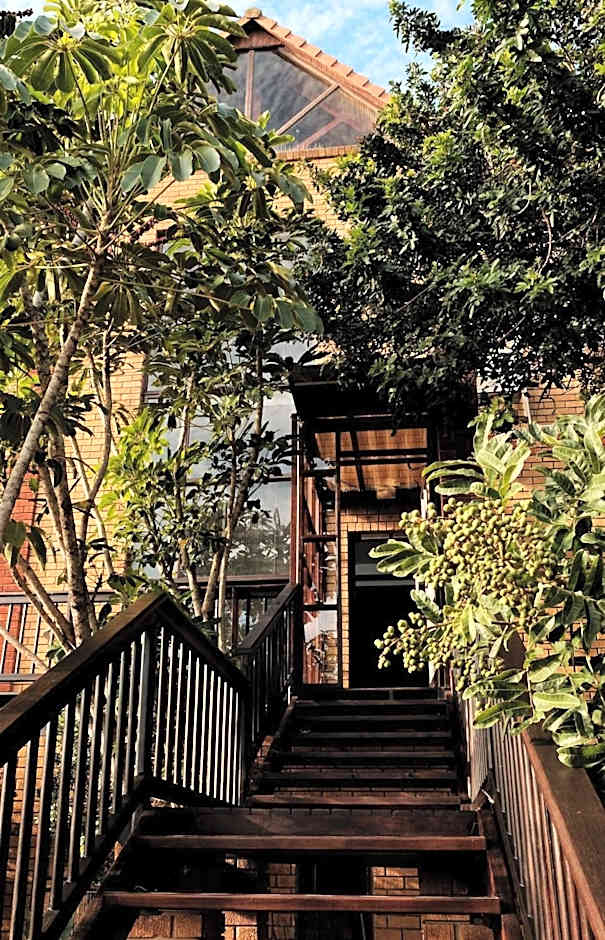 Shaloha Guesthouse on Supertubes