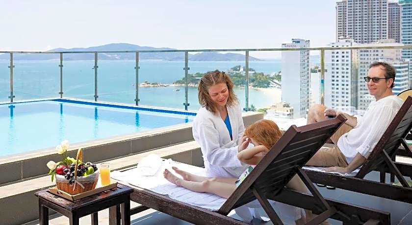 GIBSON HOTEL NHA TRANG