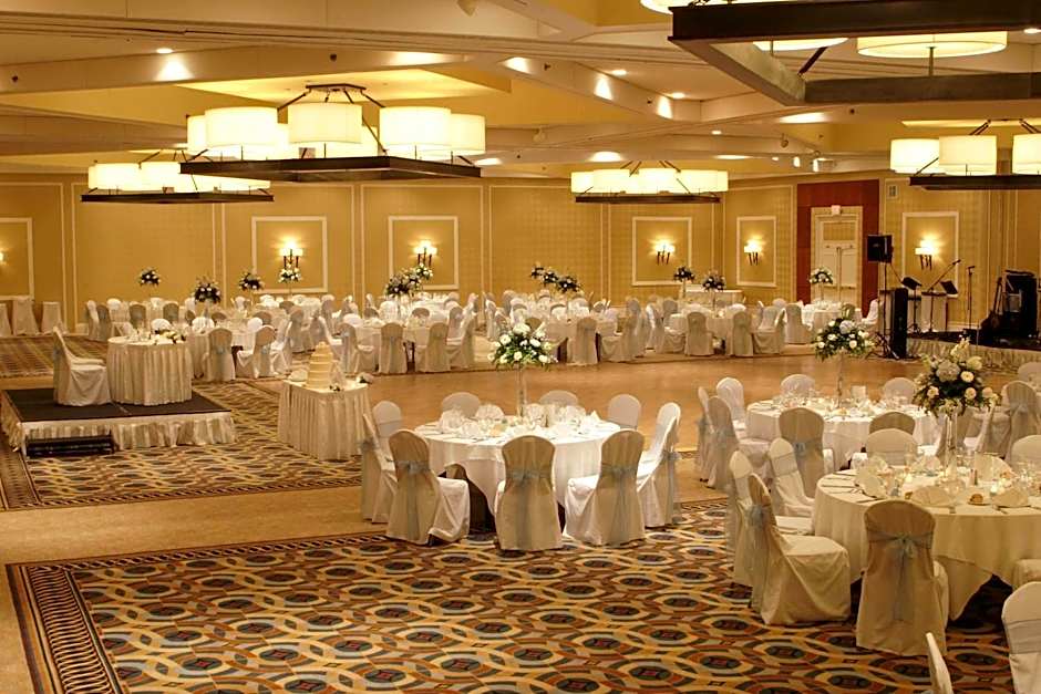 DoubleTree By Hilton Somerset Exec. Meeting Center
