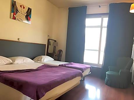 Family Room (4 Adults)