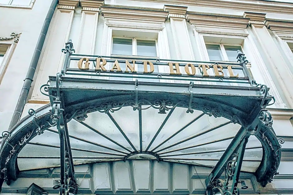 Grand Hotel