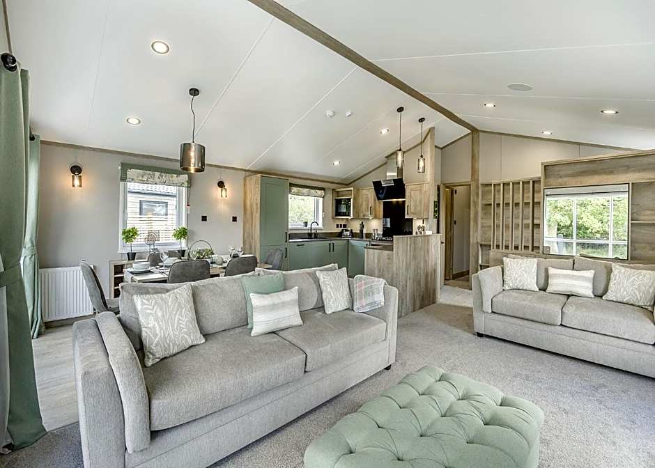 Woodhall Country Park Lodges