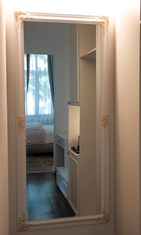 Jensen Luxury Suites